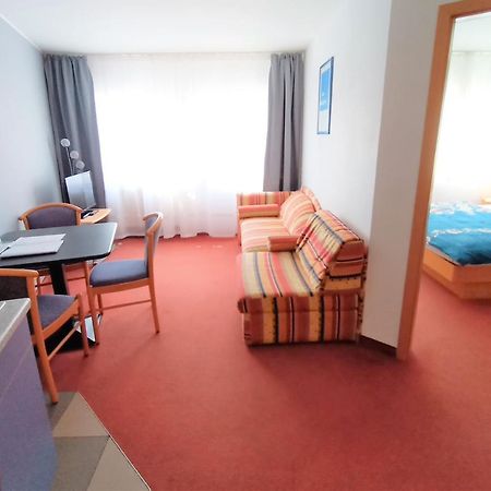 Bodensee Gaestehaus Tettnang Albergo Bagian luar foto