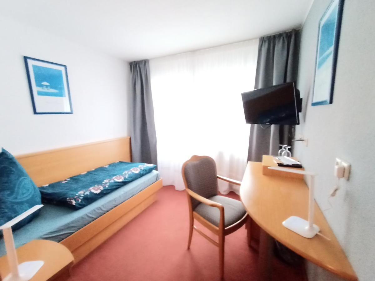 Bodensee Gaestehaus Tettnang Albergo Bagian luar foto