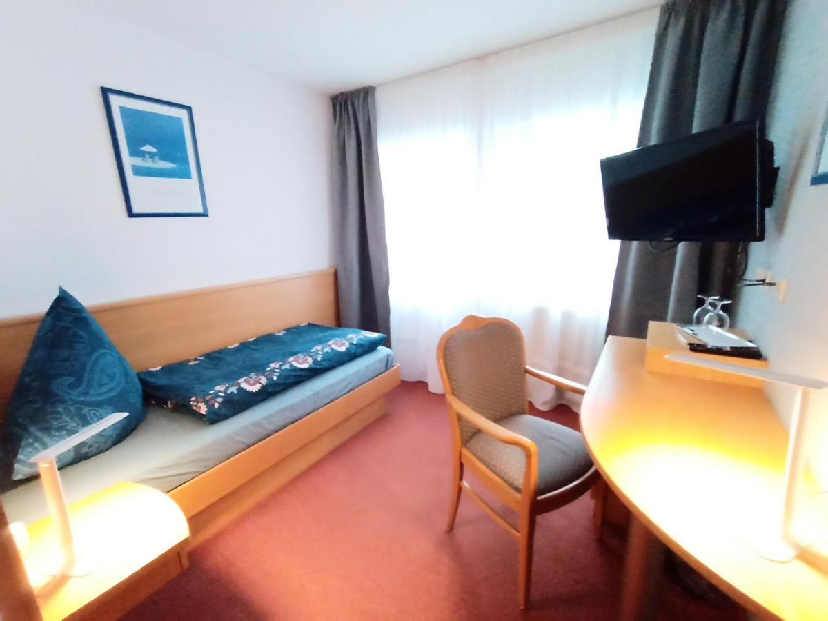 Bodensee Gaestehaus Tettnang Albergo Bagian luar foto