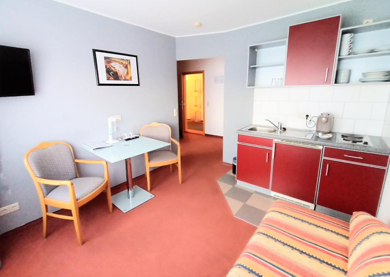 Bodensee Gaestehaus Tettnang Albergo Bagian luar foto