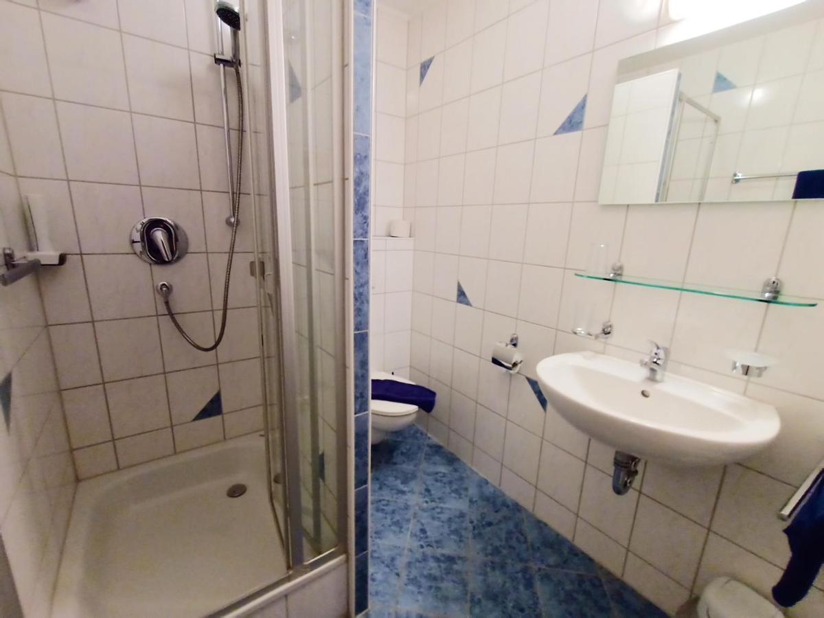 Bodensee Gaestehaus Tettnang Albergo Bagian luar foto