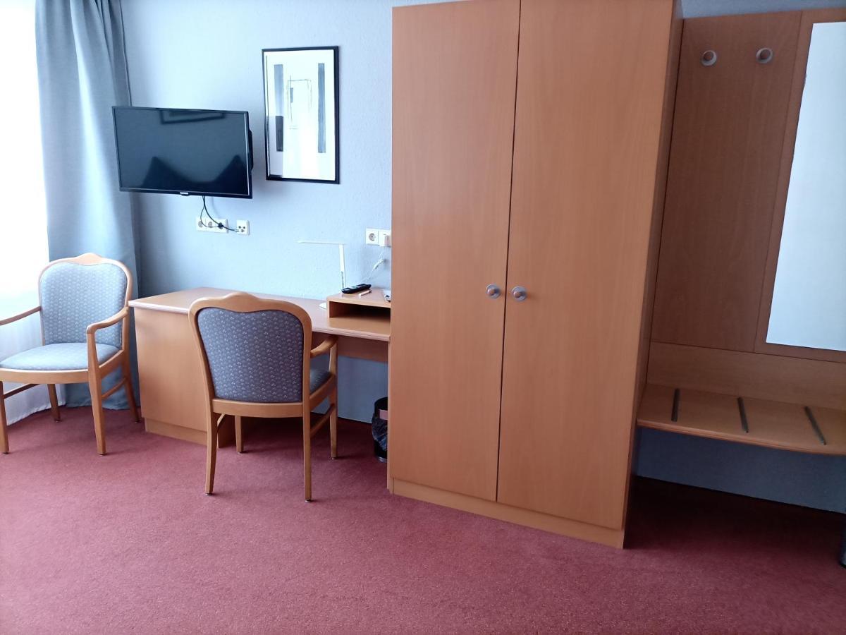 Bodensee Gaestehaus Tettnang Albergo Bagian luar foto