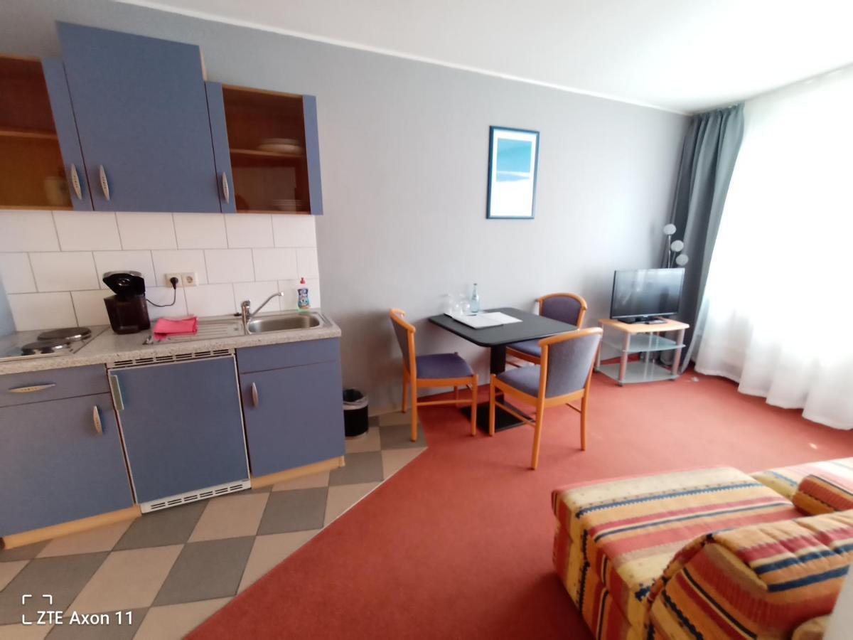 Bodensee Gaestehaus Tettnang Albergo Bagian luar foto