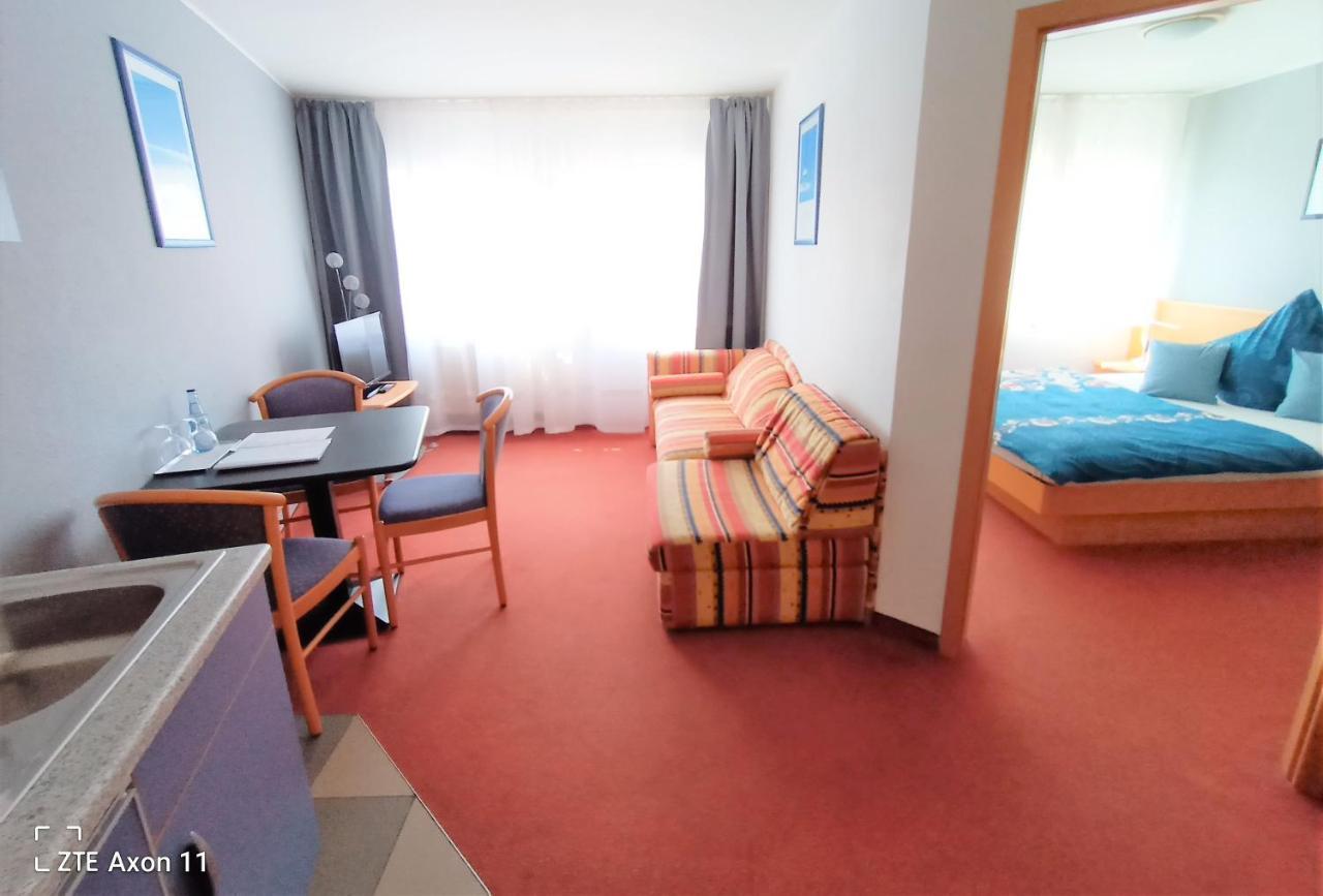 Bodensee Gaestehaus Tettnang Albergo Bagian luar foto