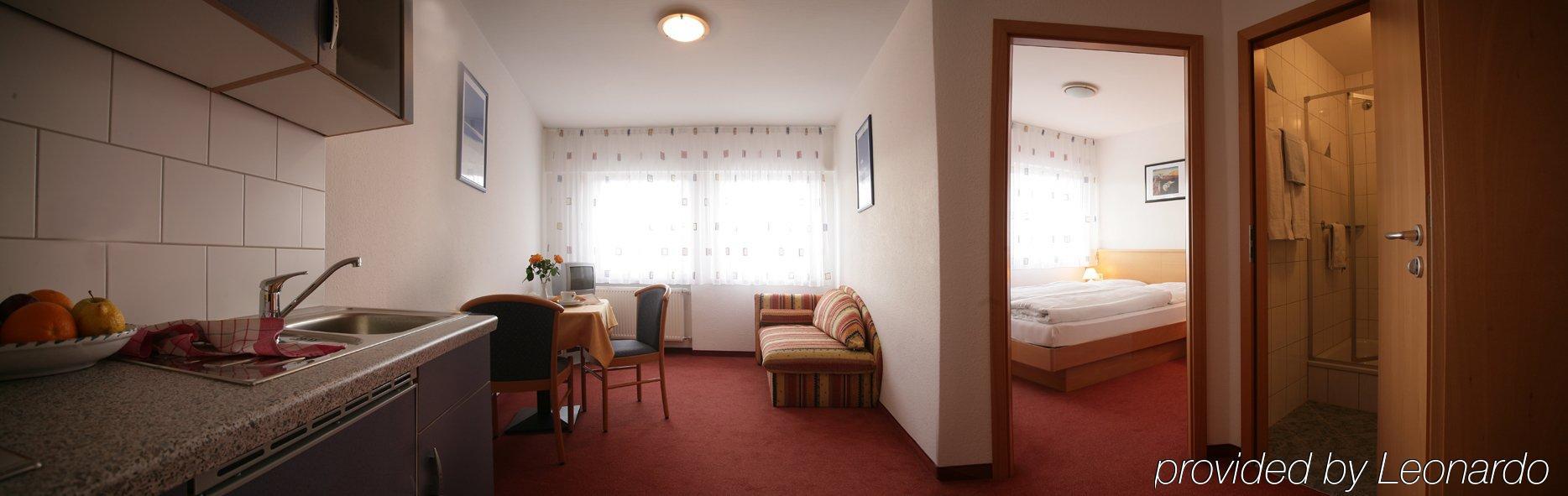 Bodensee Gaestehaus Tettnang Albergo Bagian luar foto